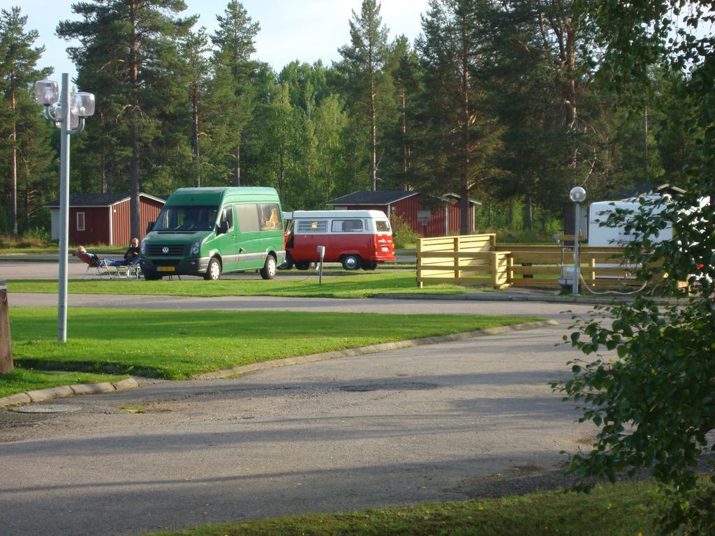 Pajala Cottages Route 99 Exteriör bild