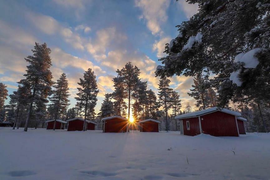 Pajala Cottages Route 99 Exteriör bild